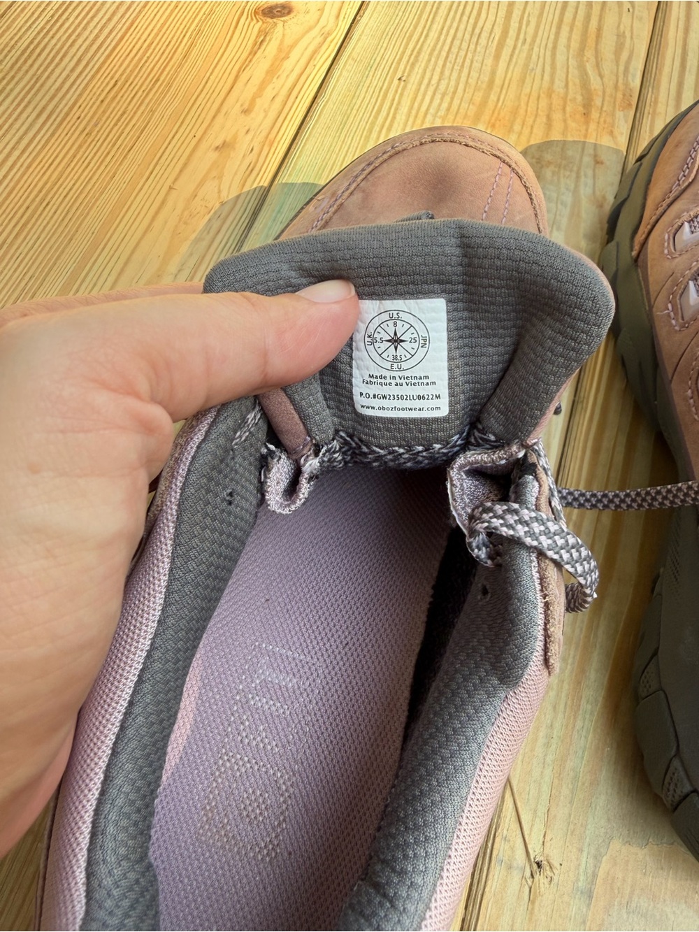 Oboz Sawtooth II Low B-DRY Waterproof Hiking Shoes Women’s 8 Dusty Rose - Picture 4 of 5
